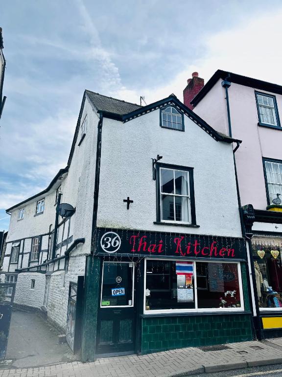 Historic exterior of 36 High Street, Kington
